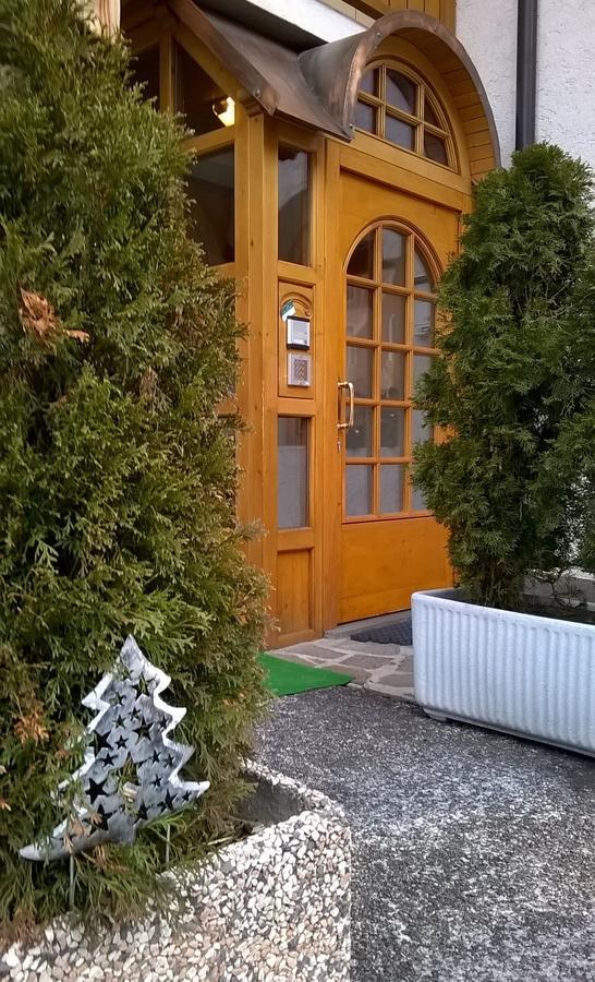 Alpen Hotel Rabbi Dış mekan fotoğraf