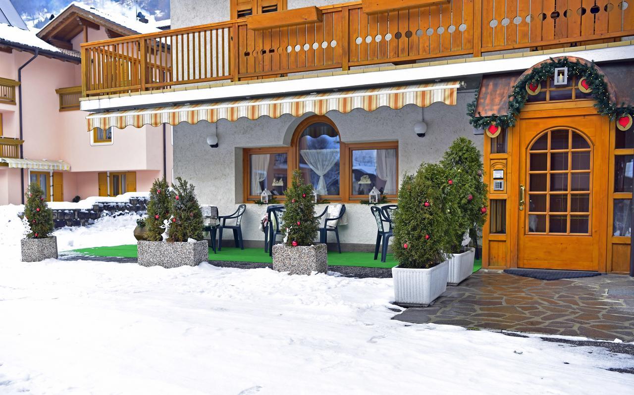 Alpen Hotel Rabbi Dış mekan fotoğraf